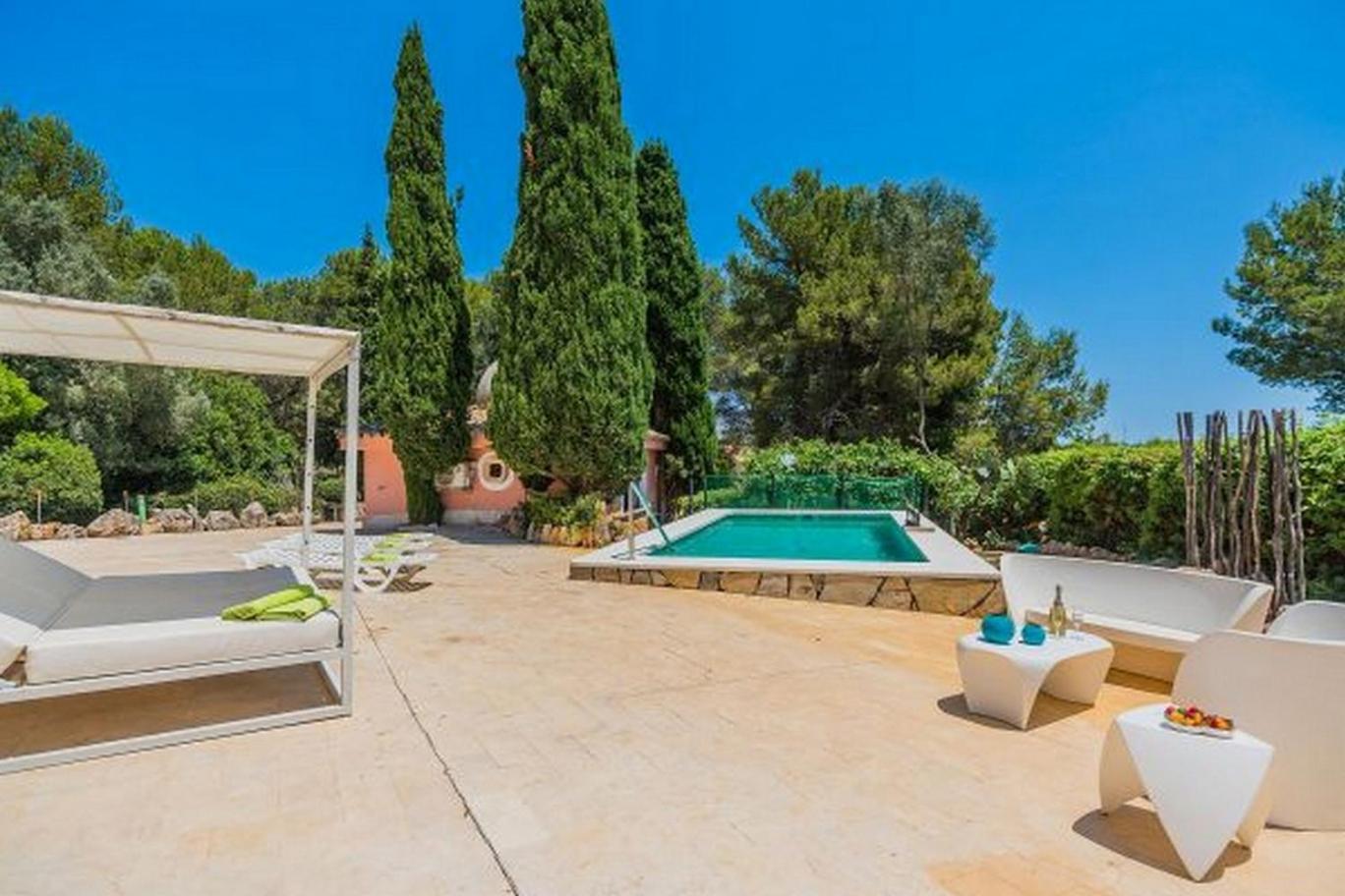 Villa With Private Mountain Ideal Runners Trailers Near Beach Approx 5 Min Walking Beach,Property Belong Puerto Pollensa Villas And Apartments Zewnętrze zdjęcie